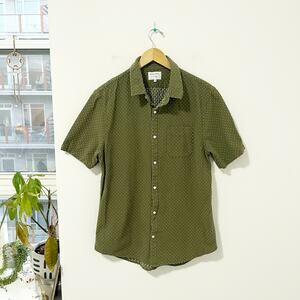 Front Street Men's Green Embroidered Button Up Short Sleeve Top Size XL